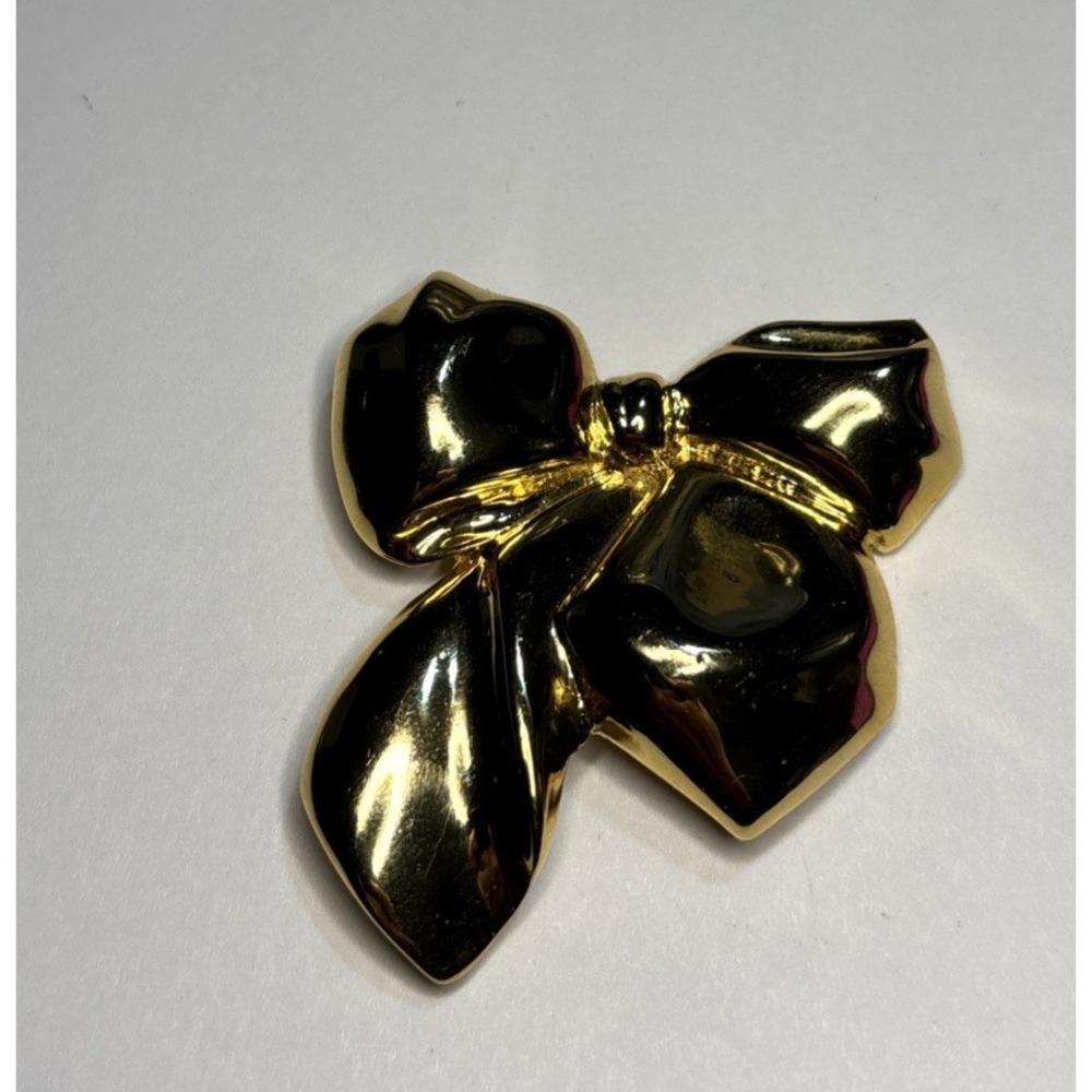 Vintage Danecraft Polished Gold Tone Sculptural Ribbon Bow Brooch 2"